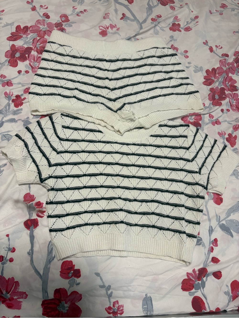 SHEIN White Knit Short-Sleeve Sweater with Black Stripes